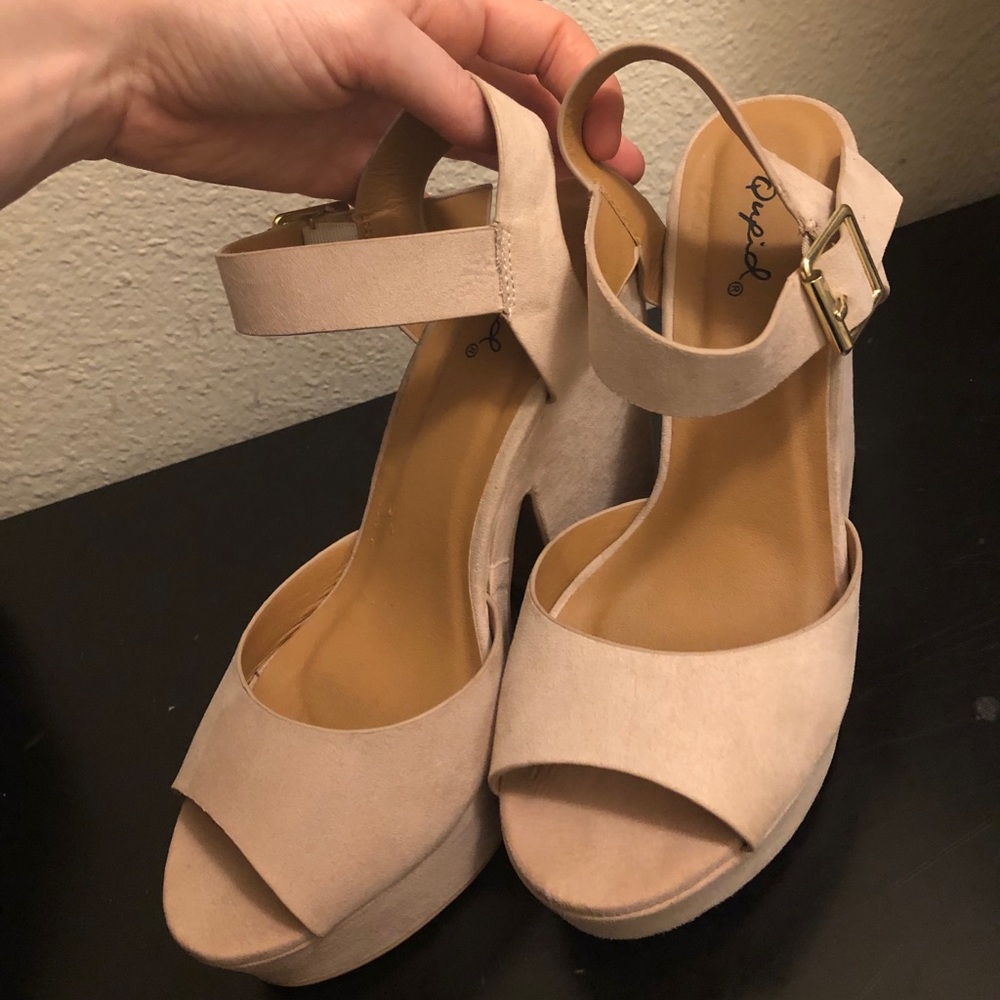 6inch cream suede heels